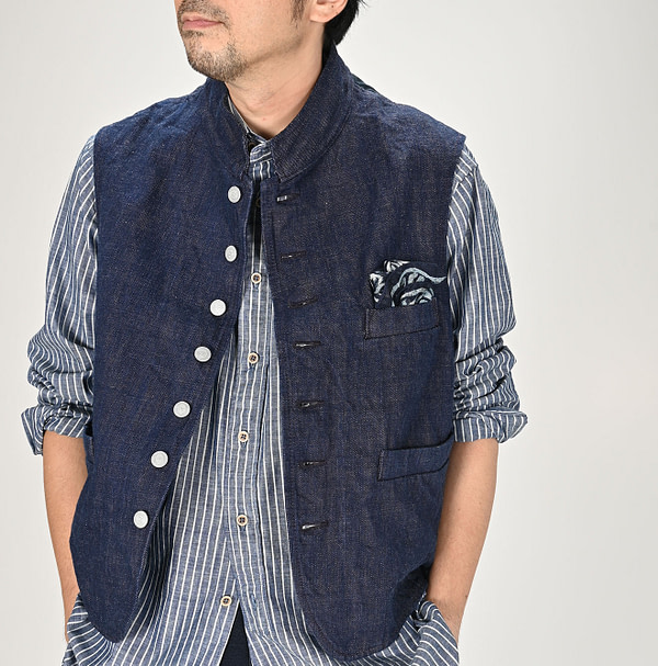 Indigo Futatabi 6.5 Sumi Ai 908 Stand Collar Vest Nou Male Model