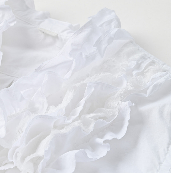 Batiste x Gauze Frill Blouse Detail