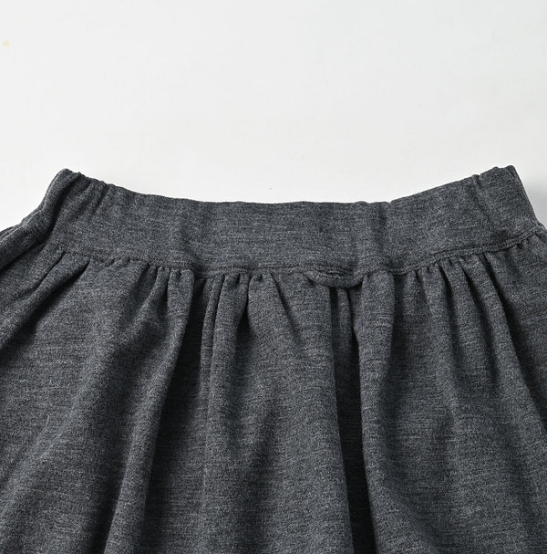 Jersey Flannel Skirt Detail