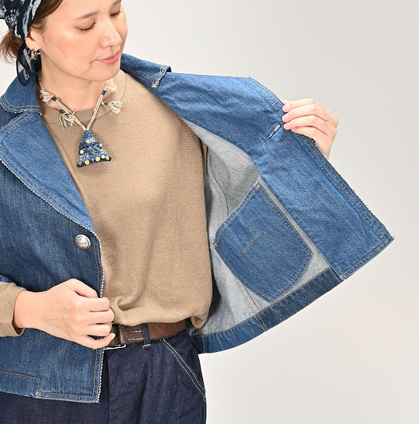 Indigo Rye Mugi Denim Lehua Jacket Female Model