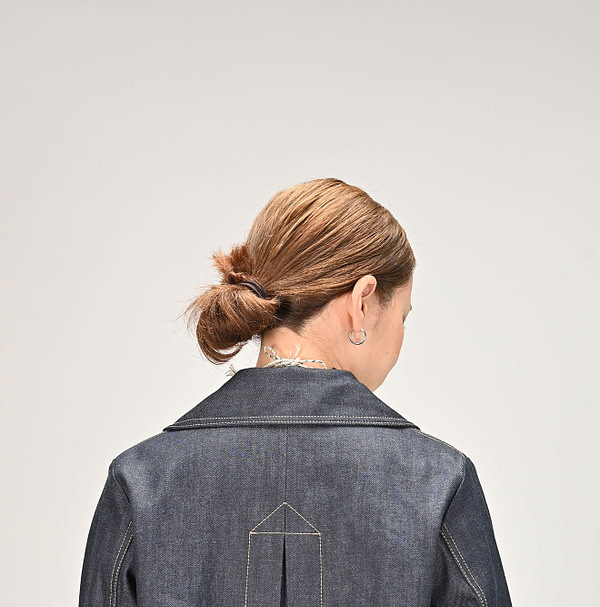 Indigo Rye Mugi Denim Lehua Jacket Nou Female Model