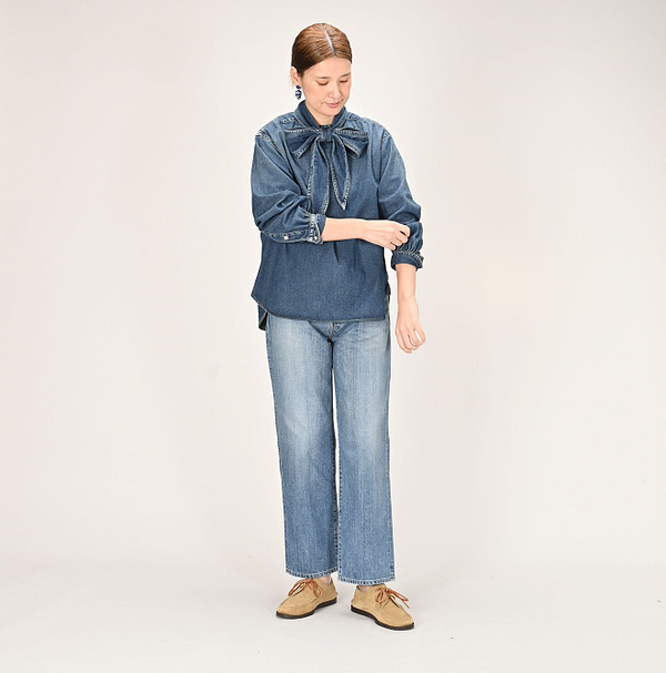 Rye Mugi Denim Charlotte 5 Tan Female Model