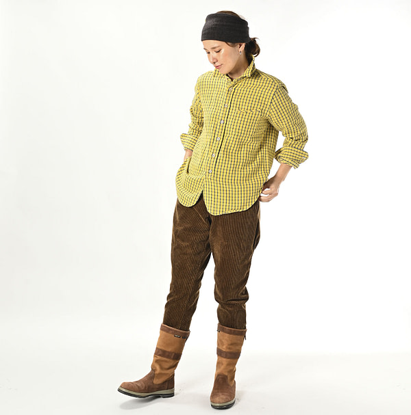 Indian Flannel 908 Loafer Petite Collar Shirt Female Model