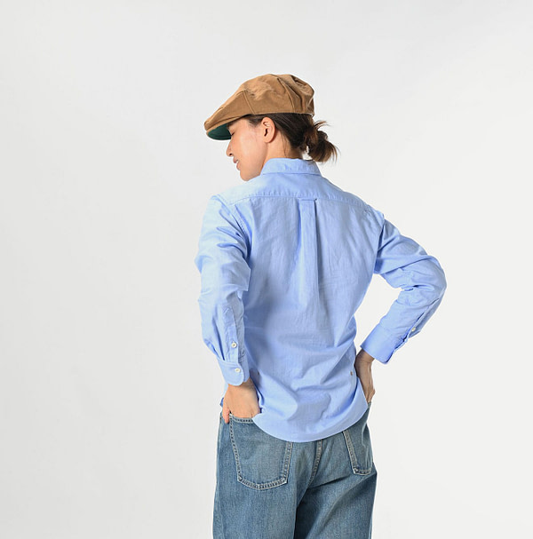 504 OX Petite Loafer Shirt Female Model