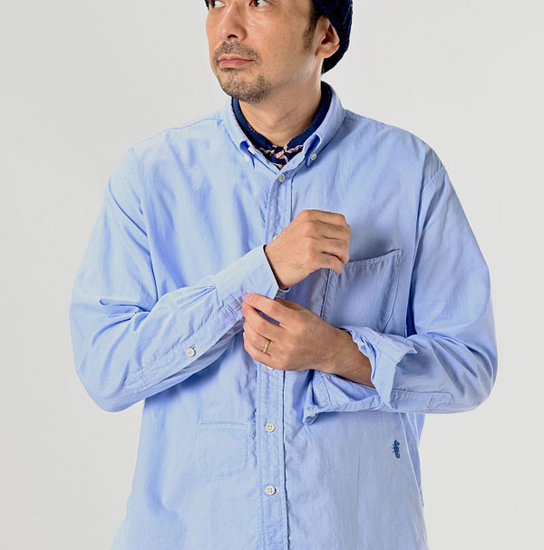 504 OX 908 Ocean Button Down Shirt Male Model