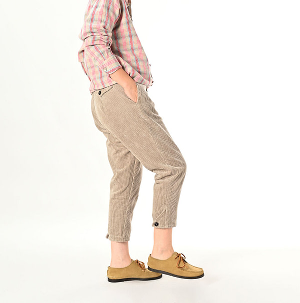 Selvedge Corduroy 908 Joppan Female Model