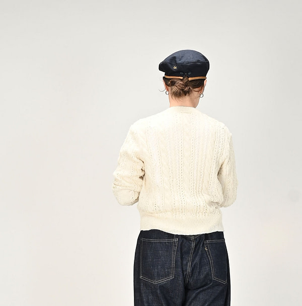 Shetland Cable Lace Frill Cardigan Female Model