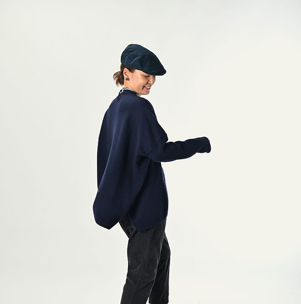 Float Boiled Wool Big Slit Female Model