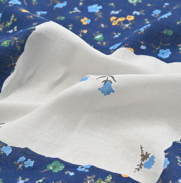 Supima Aya Yama Liberty Bandana Detail