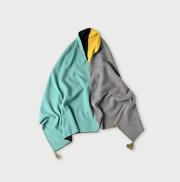Float W-faced Poncho Yellow Green x Green