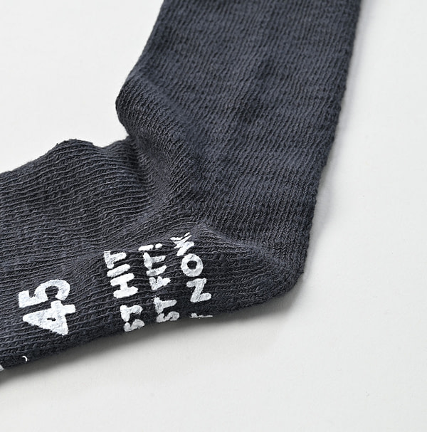 Plant Dyed Dozume Tenjiku Socks Detail