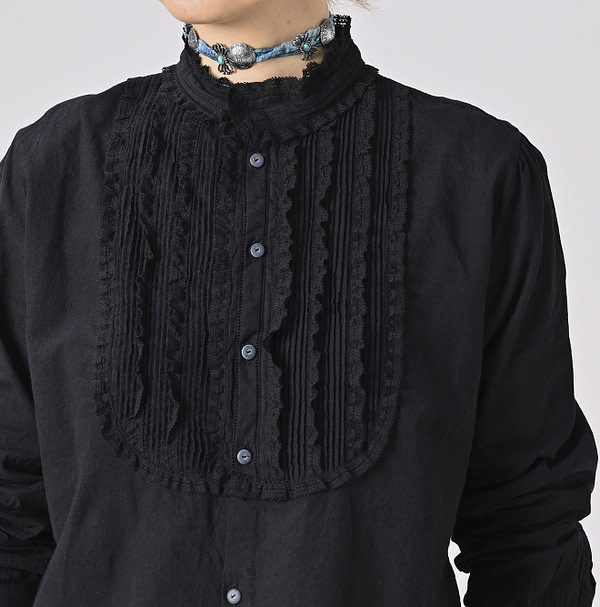 Indian Khadi Pintuck Lace Blouse Detail