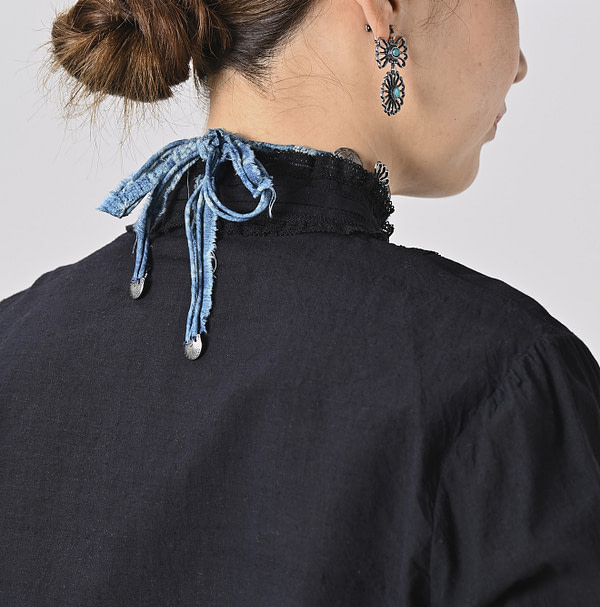 Indian Khadi Pintuck Lace Blouse Detail