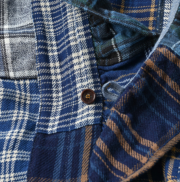 Indigo Indian Flannel Patchwork Frill Cache-Coeur Detail