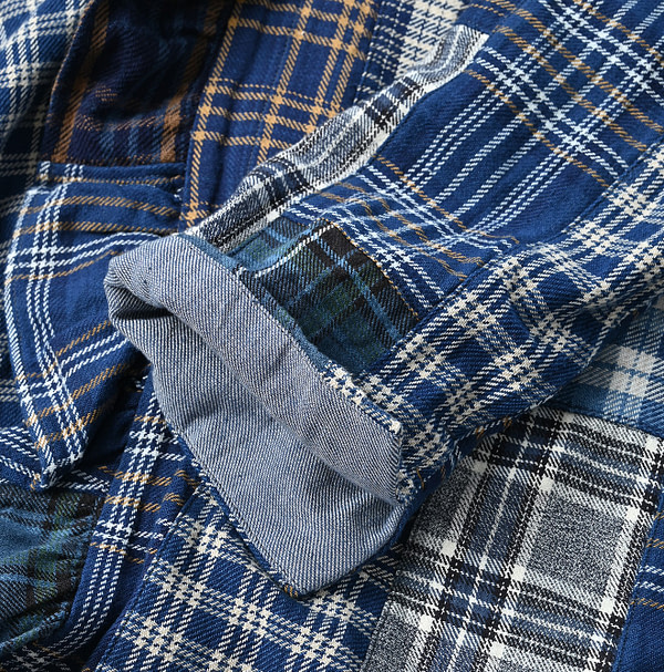 Indigo Indian Flannel Patchwork Frill Cache-Coeur Detail