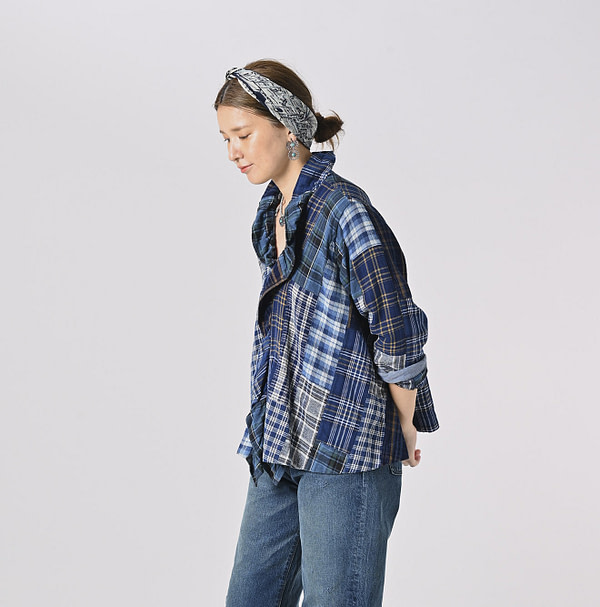 Indigo Indian Flannel Patchwork Frill Cache-Coeur Female Model
