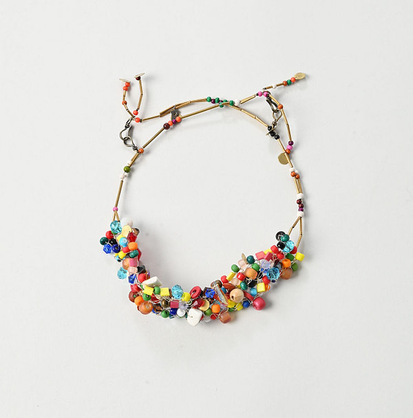 Ami Ami Wire Beads Necklace Detail
