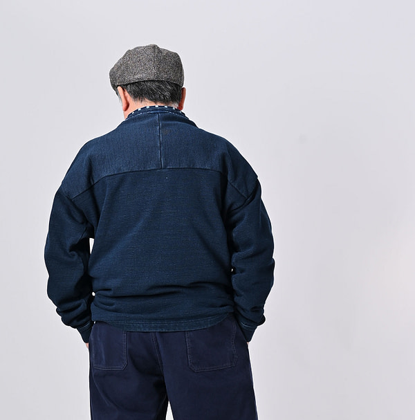 Indigo Urake 908 Outer Sweat Zyu Male Model