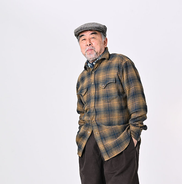 Indigo Zimbabwean Flannel 908 Eastern Shirt Male Model