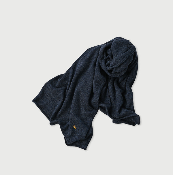 Plant Dyed Cashmere Super Gauze Muffler Navy