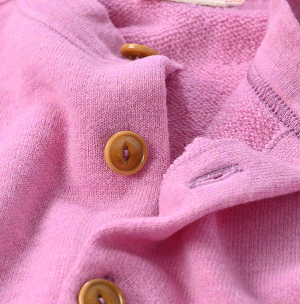 Horizontal Urake 908 Cardigan Detail
