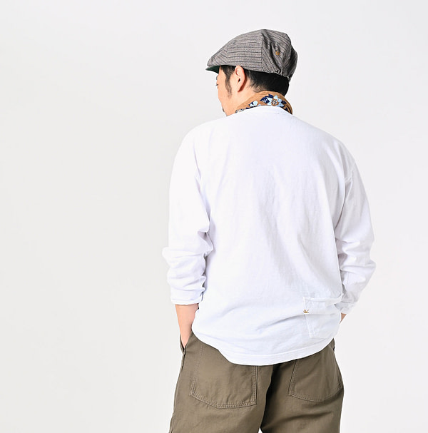 Long Sleeve 908 Ocean T-shirt Male Model