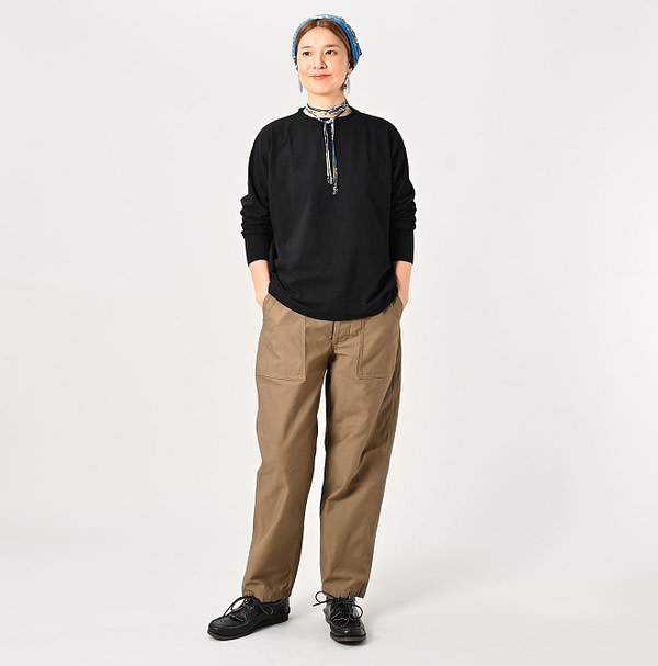 Long Sleeve 908 Ocean T-shirt Female Model