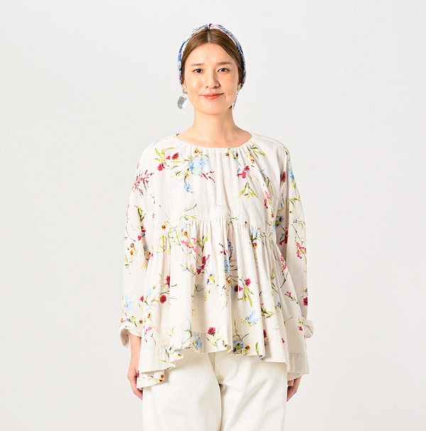 Indian Khadi Next to Spring Print Gathered Blouse Female Model