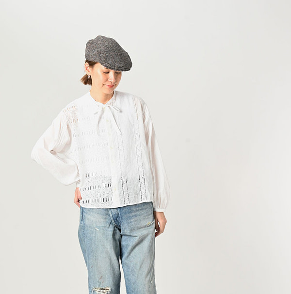 Doama Hira Cutwork Blouse Female Model