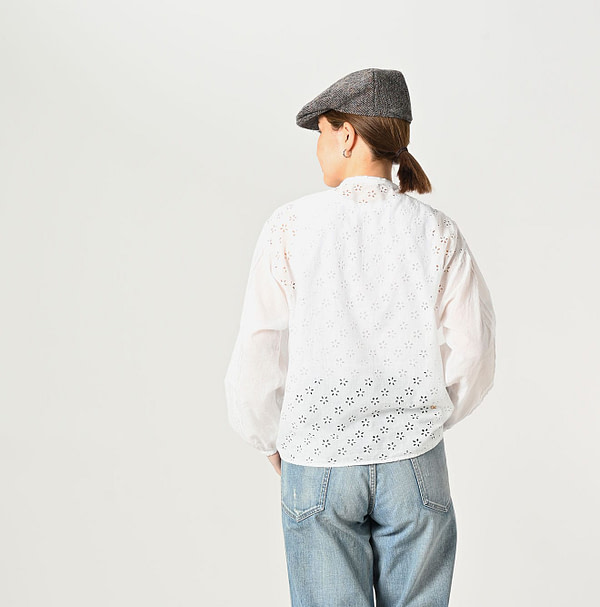 Doama Hira Cutwork Blouse Female Model