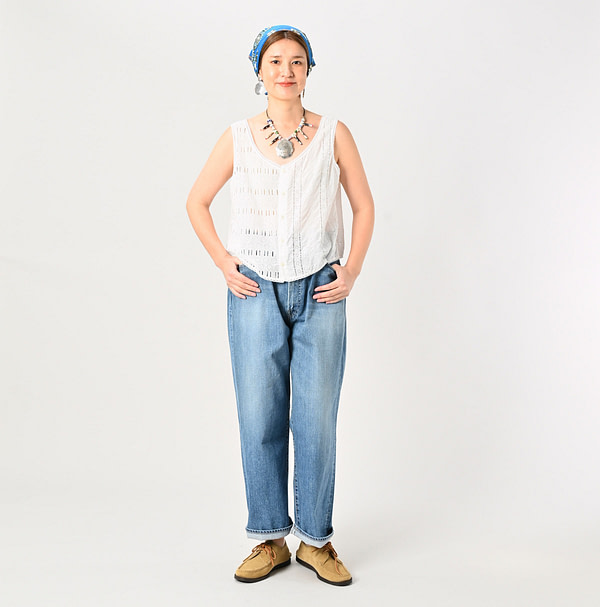 Doama Hira Cutwork Camisole Female Model
