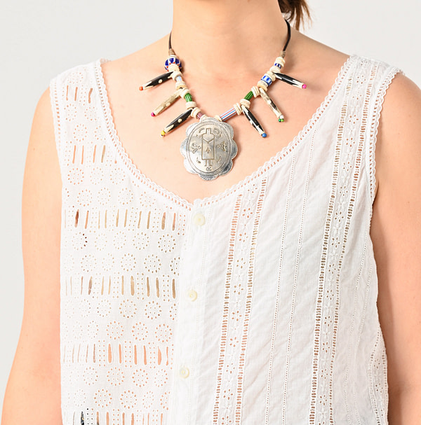 Doama Hira Cutwork Camisole Detail