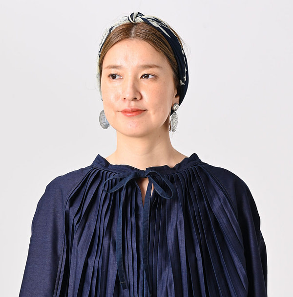 Indigo Chestnut Satin Smock Blouse Detail