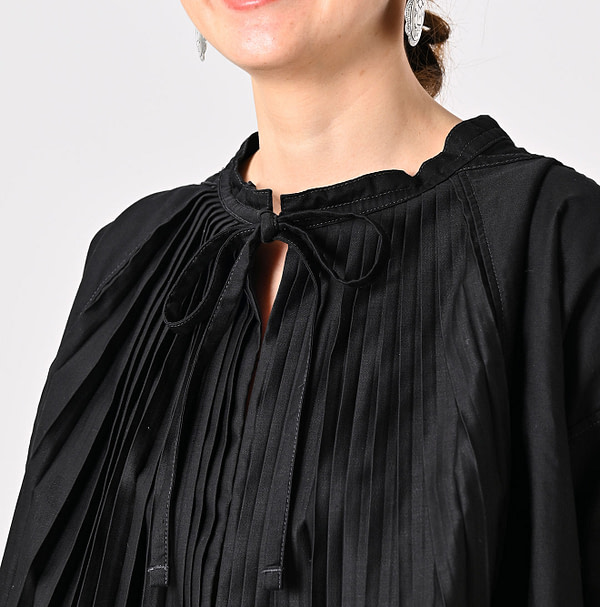 Chestnut Satin Pleats Smock Blouse Detail