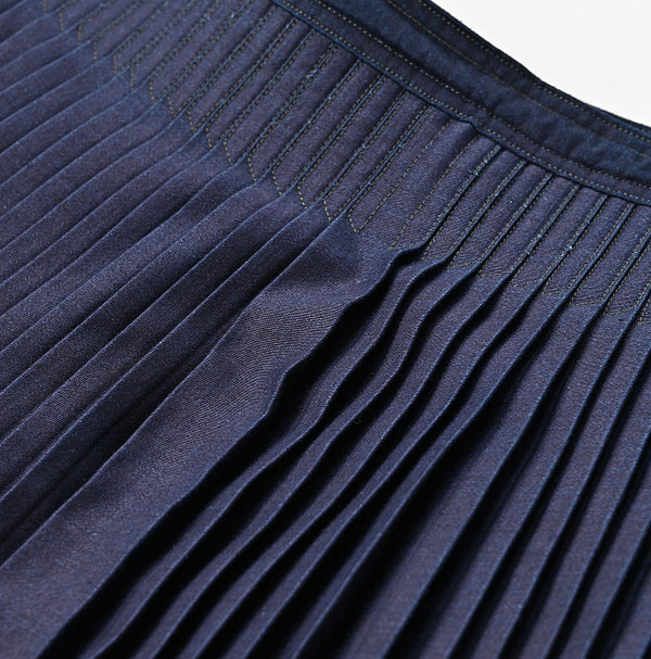 Indigo Chestnut Satin Pleats Detail