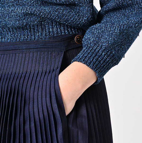 Indigo Chestnut Satin Pleats Detail