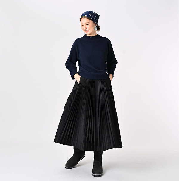 Chestnut Satin Pleats Skirt Female Model