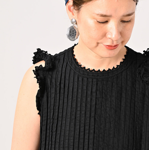 Dobby Stripe Tuck Flare Dress Detail