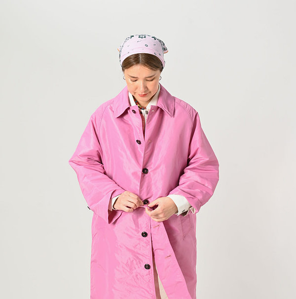 Nylon 908 Stain Collar Coat Female Model