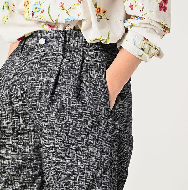 Basket Pattern Jacquard Denim 908 Peg Top Pants Detail