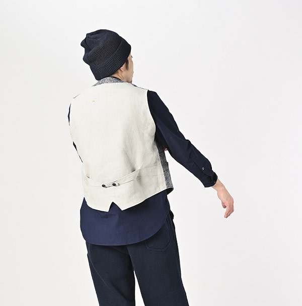 Ai Indian Linen Silk Tweed 908 Vest Male Model