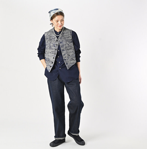 Ai Indian Linen Silk Tweed 908 Vest Female Model