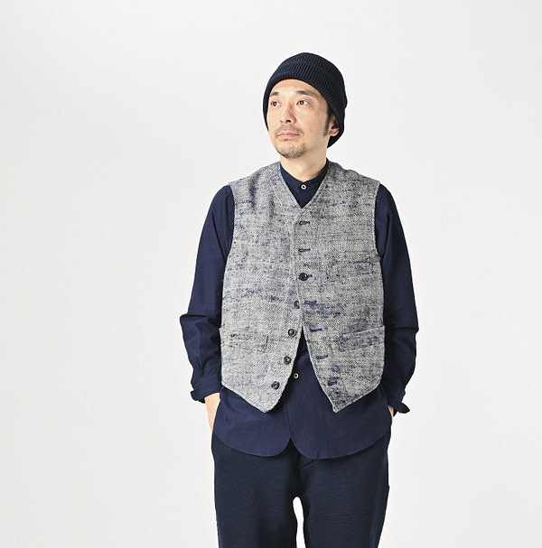 Ai Indian Linen Silk Tweed 908 Vest Male Model