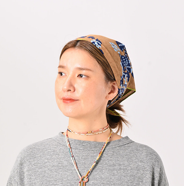 Tenjiku Phoenix Bandana Female Model