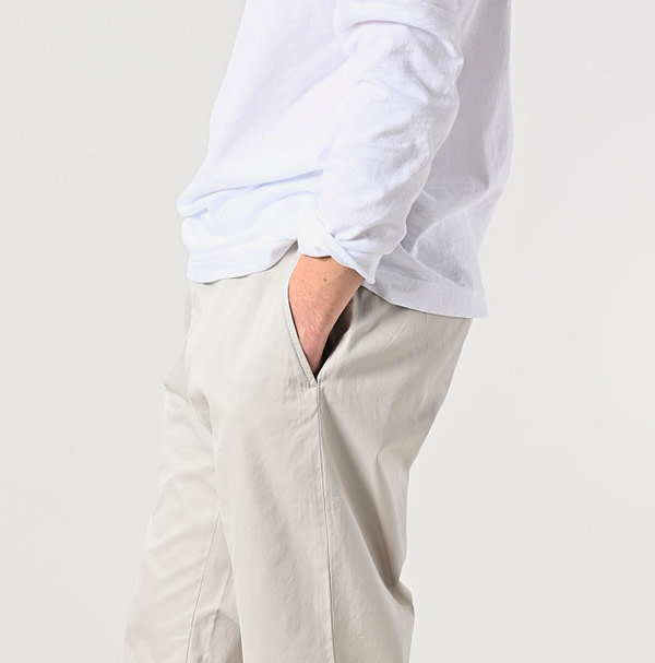 Thin Gabardine Easy Slacks MEN Detail