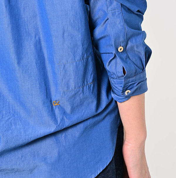 Miko 908 Loafer Pintuck Stand Collar Shirt Detail