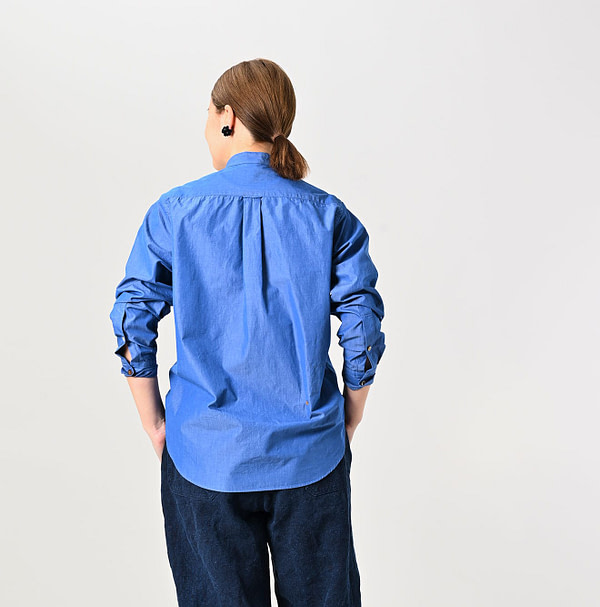 Miko 908 Loafer Pintuck Stand Collar Shirt Female Model
