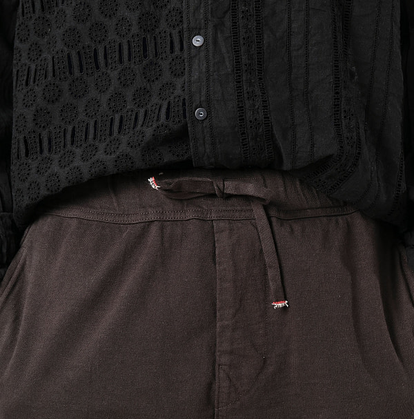 Dekoten 908 Sweat Pants Detail