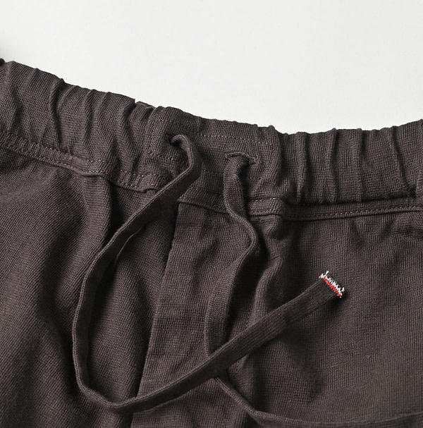 Dekoten 908 Sweat Pants Detail