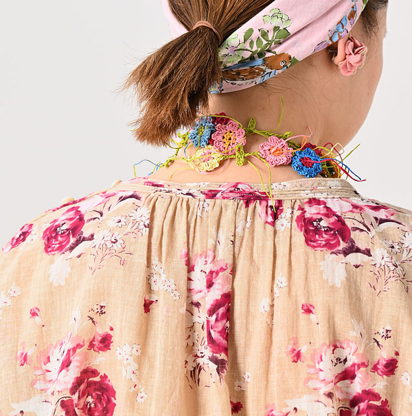 Gauze Rose Print Gather Tunic Blouse Detail